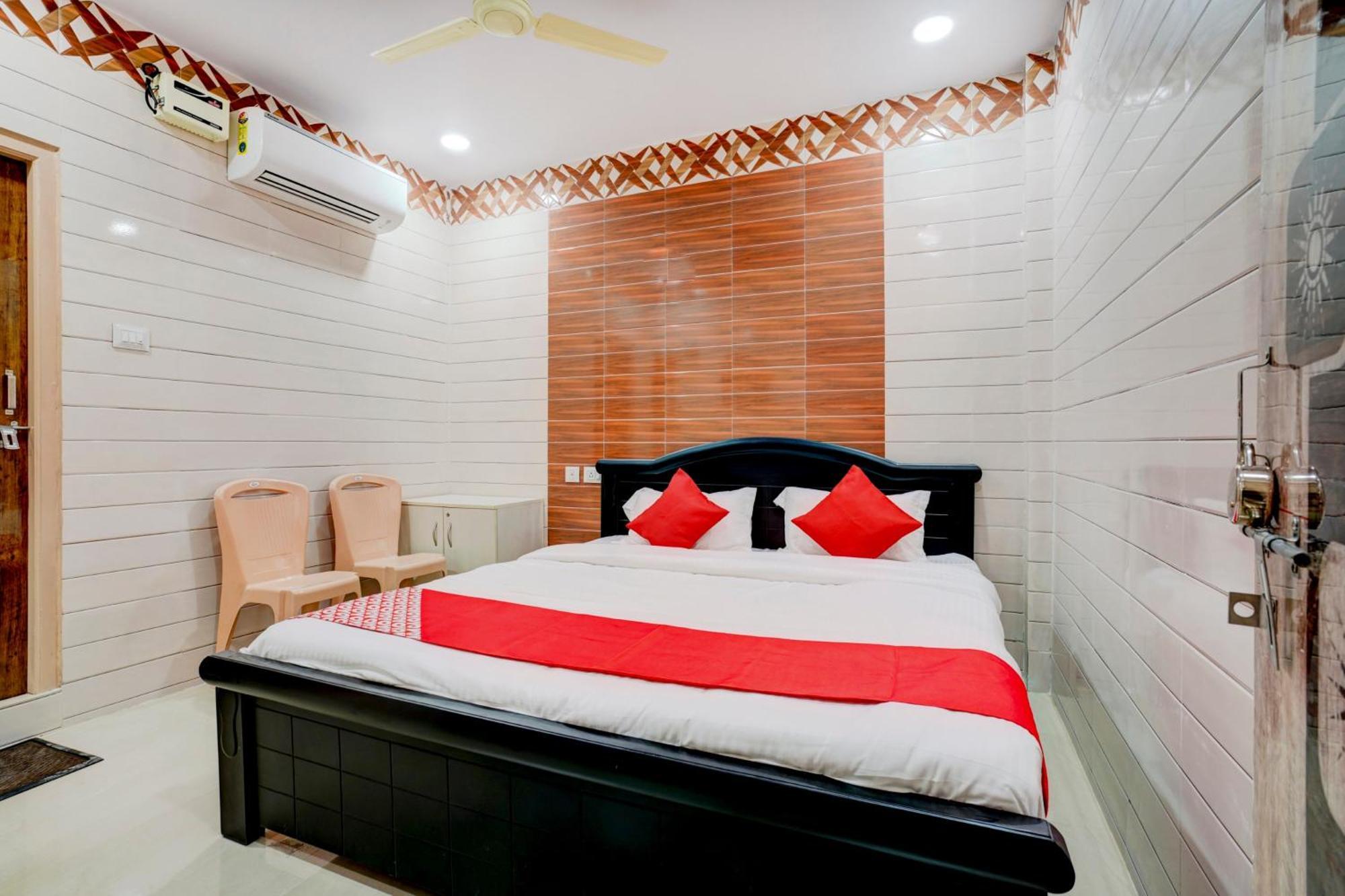 Hotel O Aroma Classic Near Nampally Main Railway Station Hyderabad Exterior photo
