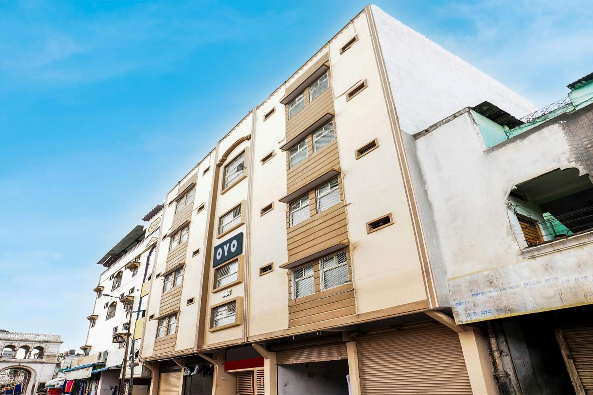 Hotel O Aroma Classic Near Nampally Main Railway Station Hyderabad Exterior photo